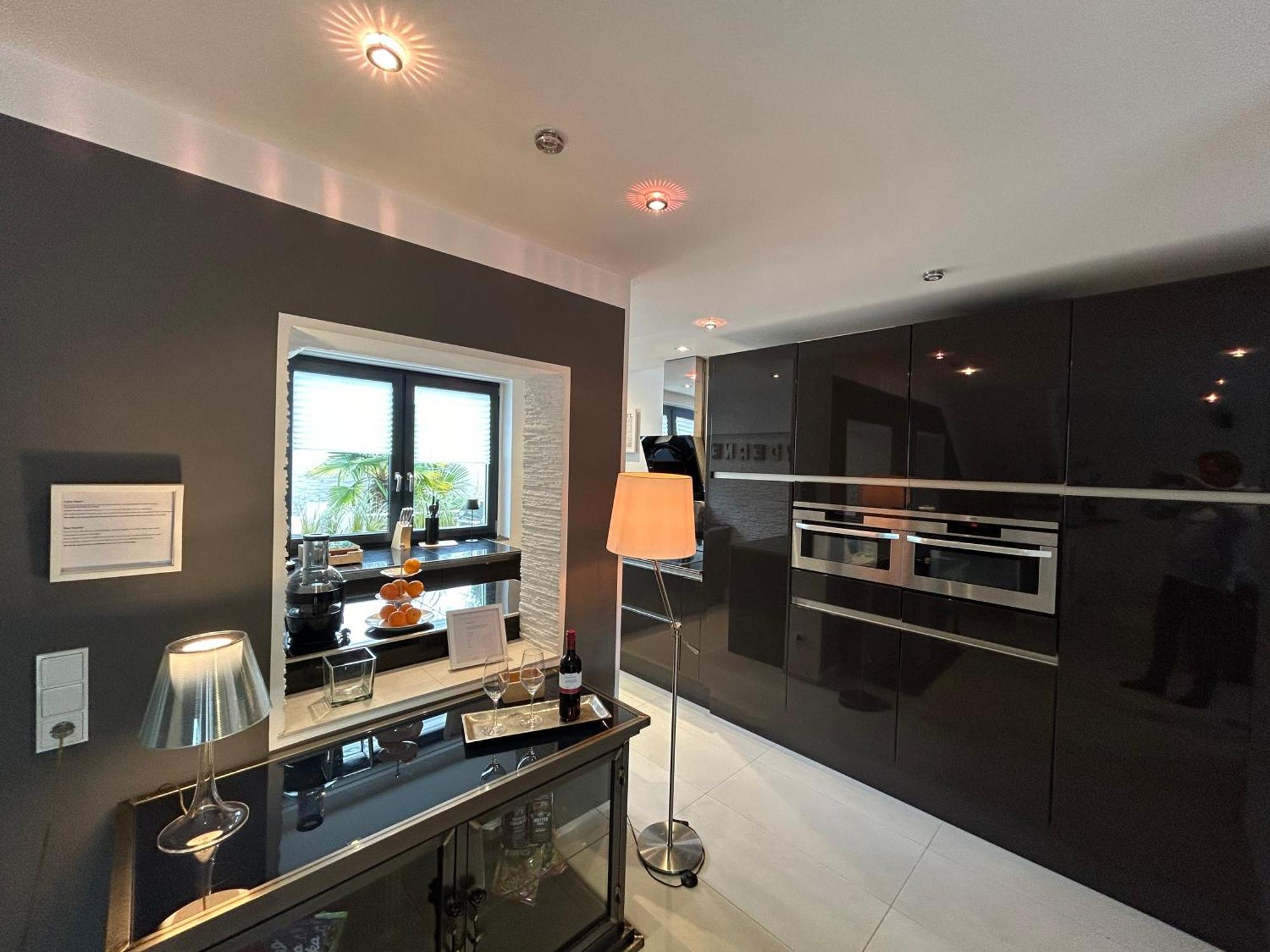 Dom wakacyjny Sonnendeck Exklusives Haus In - Wellness Oase Whirlpool & Grill