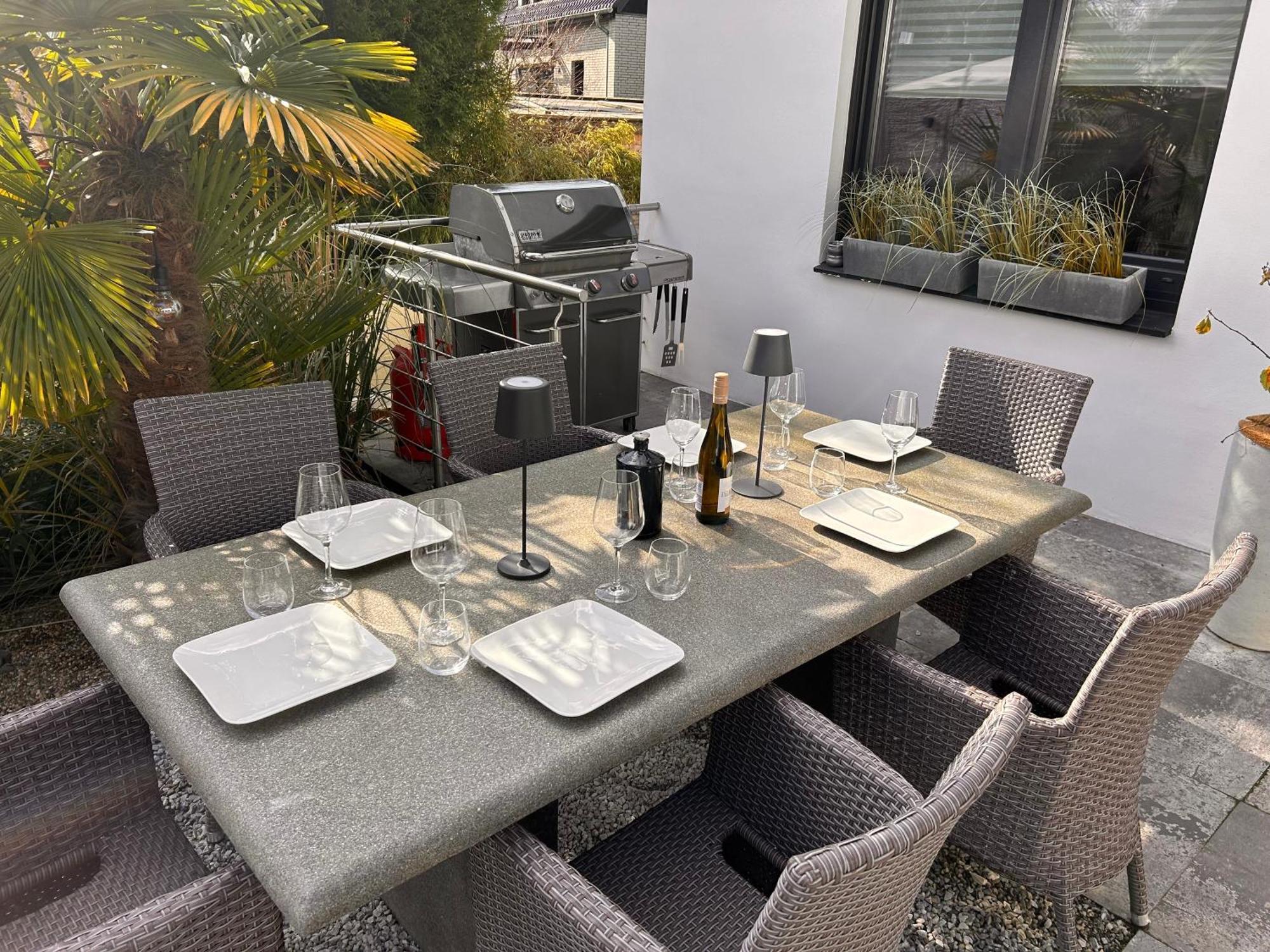 Sonnendeck Exklusives Haus In - Wellness Oase Whirlpool & Grill Meerbusch