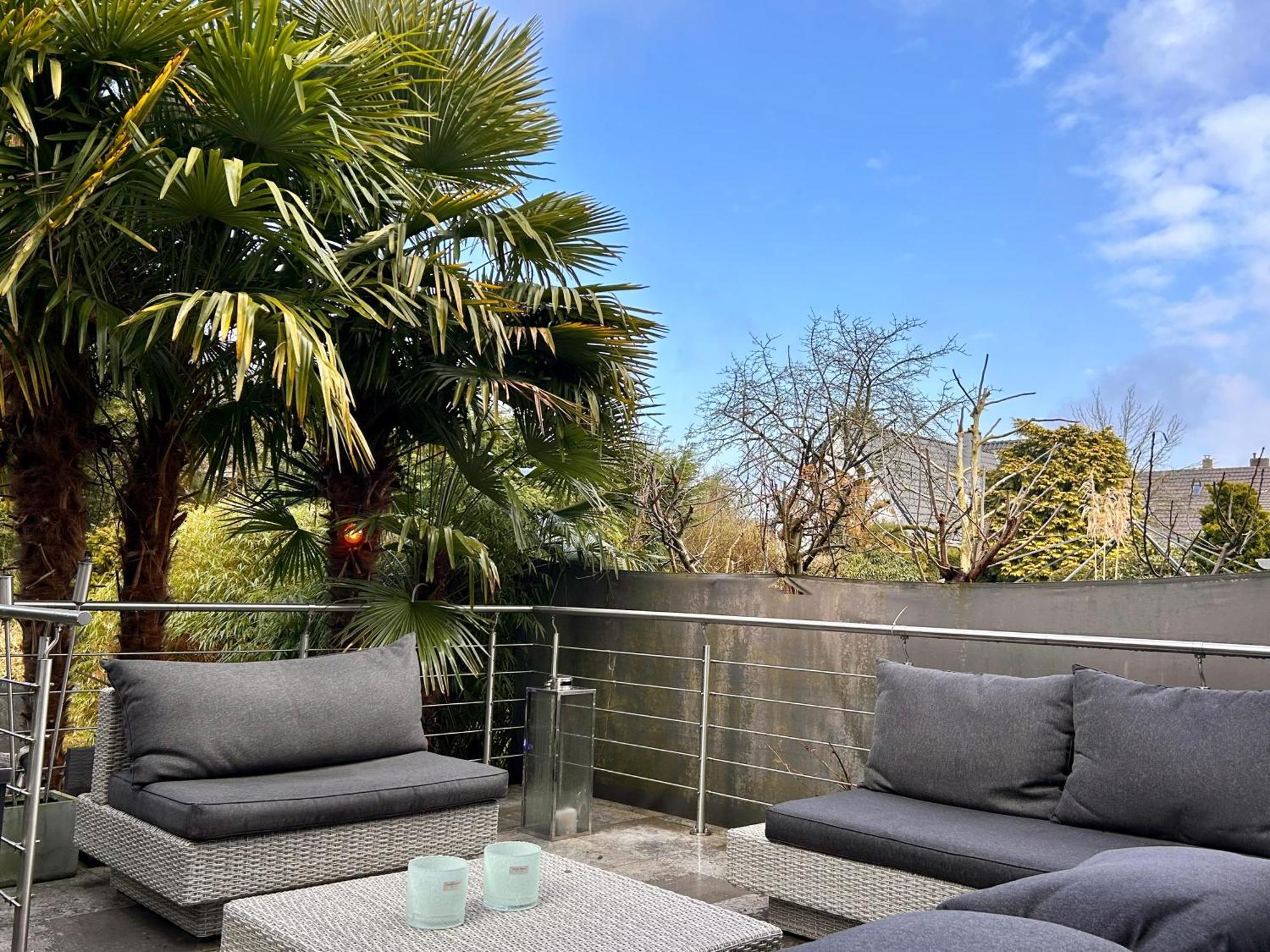 Dom wakacyjny Sonnendeck Exklusives Haus In - Wellness Oase Whirlpool & Grill Meerbusch
